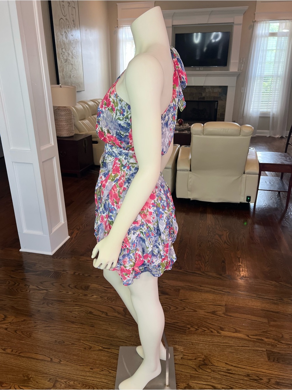MM Couture One-Shoulder Floral Mini Dress in Pink, Purple, Blue - Picture 4 of 13